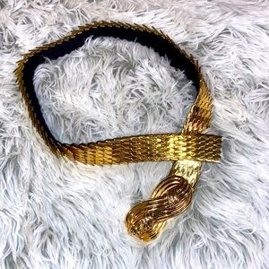 Vintage gold scaled belt